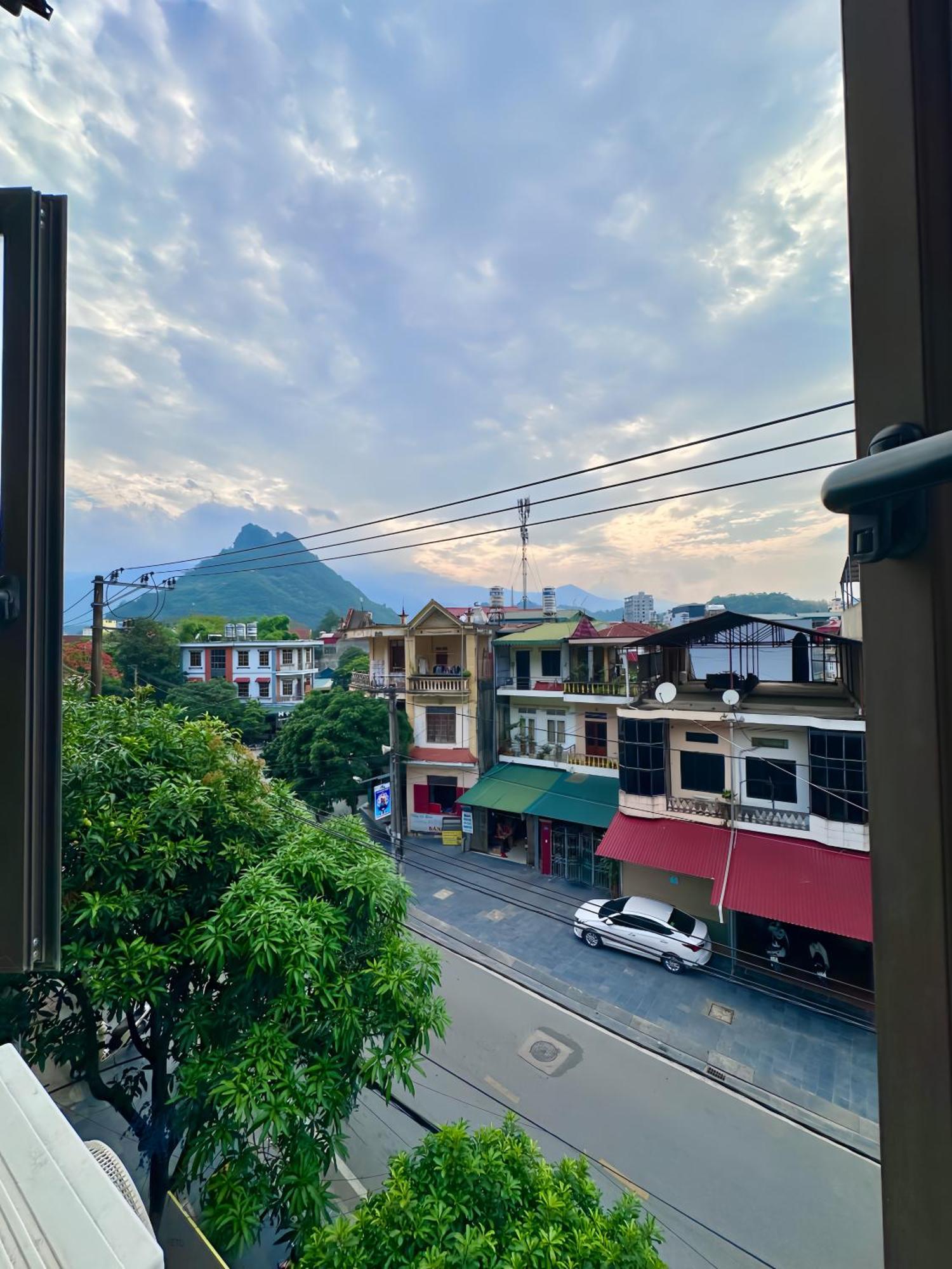 Tam Giac Mach Hotel ห่าซาง ภายนอก รูปภาพ